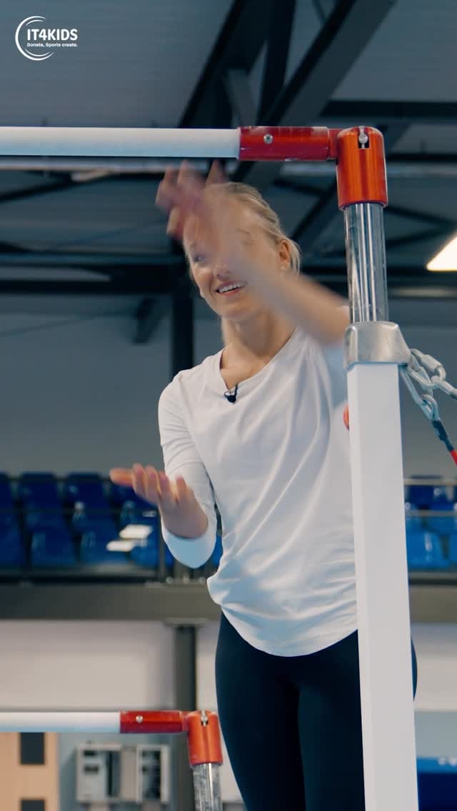 Post 5 by Sanne Wevers on Instagram (video)