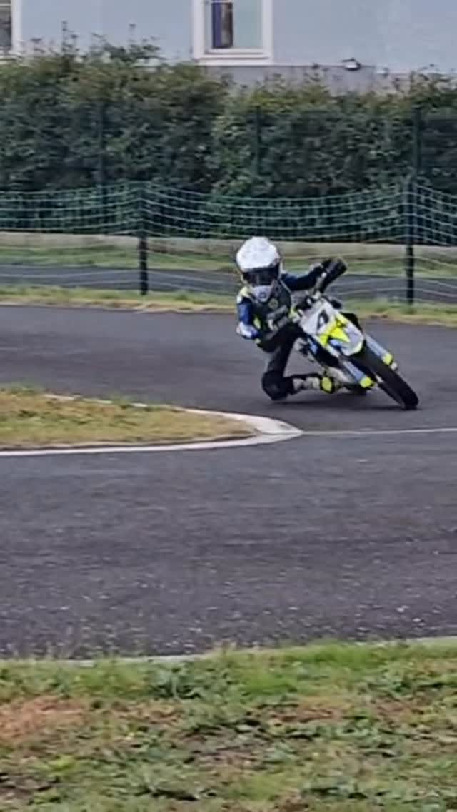 Post 10 by Thomas Chareyre on Instagram (video)