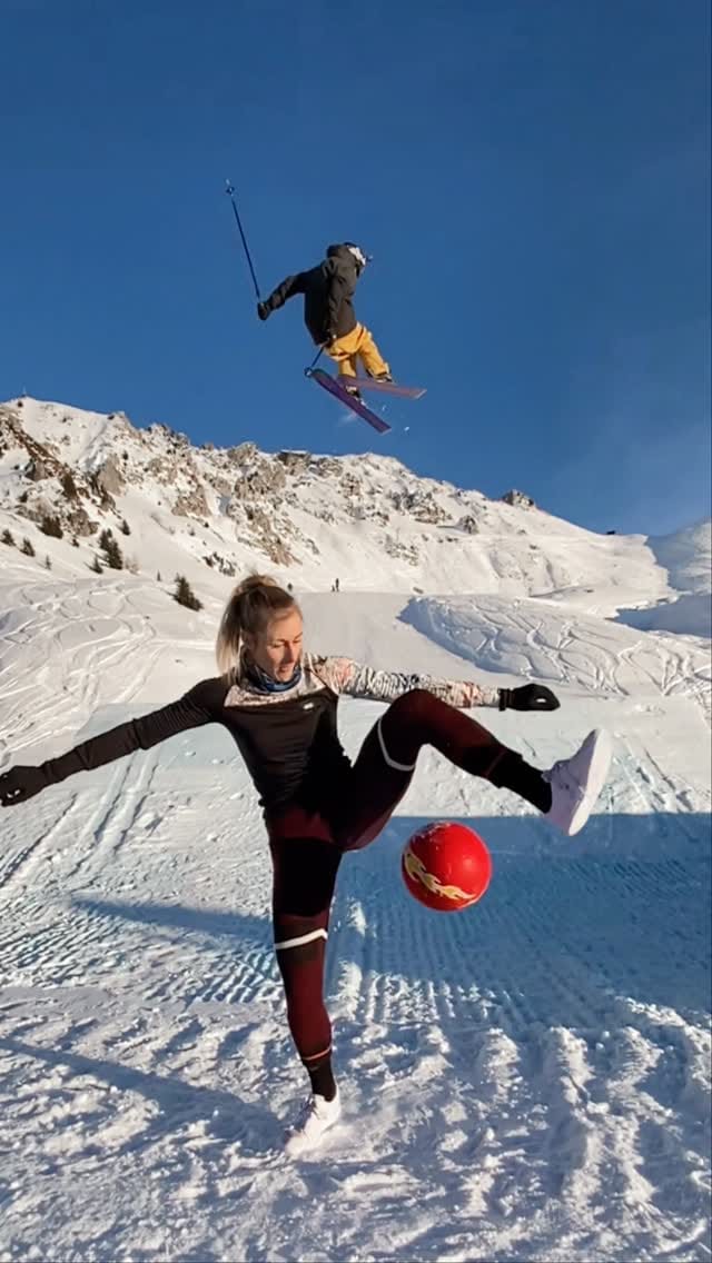 Post 6 by Melody Donchet on Instagram (video)