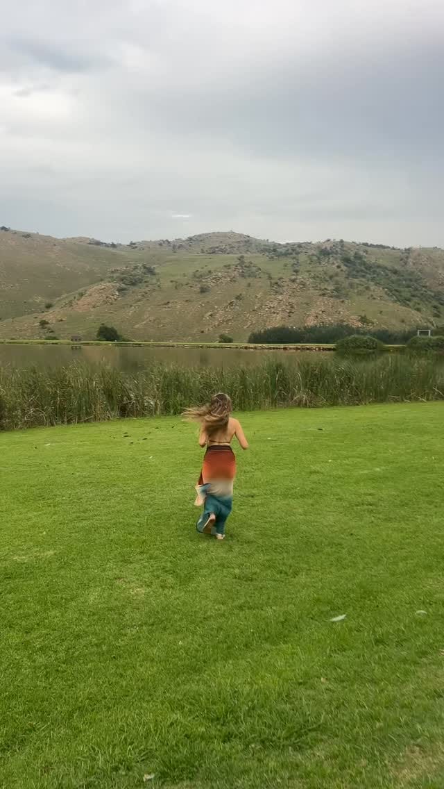 Post 1 by Chloe Collins 🇬🇧🇦🇺 on Instagram (video)