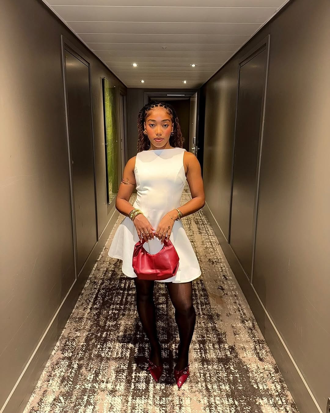 Post 3 by YASMINA N’JIE on Instagram (carousel)
