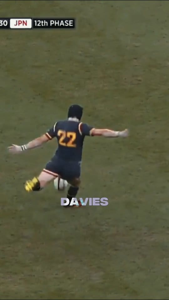 Post 8 by Sam Davies on Instagram (video)