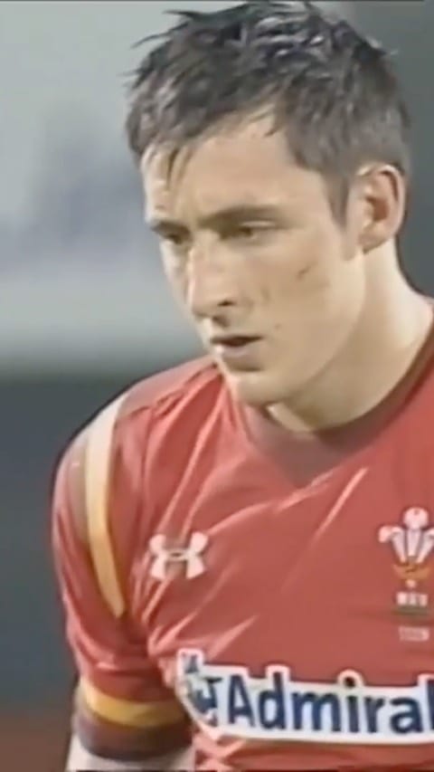 Post 10 by Sam Davies on Instagram (video)