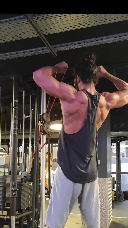 Post 10 by 🇫🇷Thiago  Zaganelli🇧🇷 on Instagram (video)