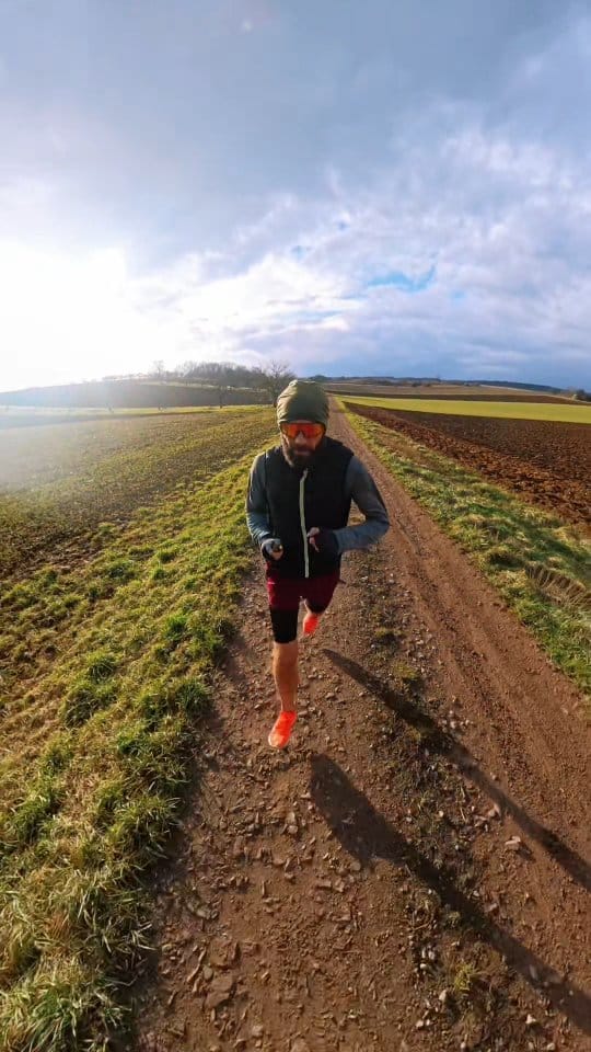 Post 4 by TONI on Instagram (video)