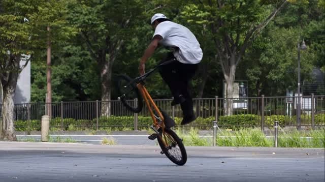 Post 3 by Yu Shoji on Instagram (video)