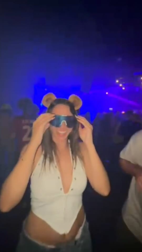 Post 8 by Mikaella ♡ on Instagram (video)