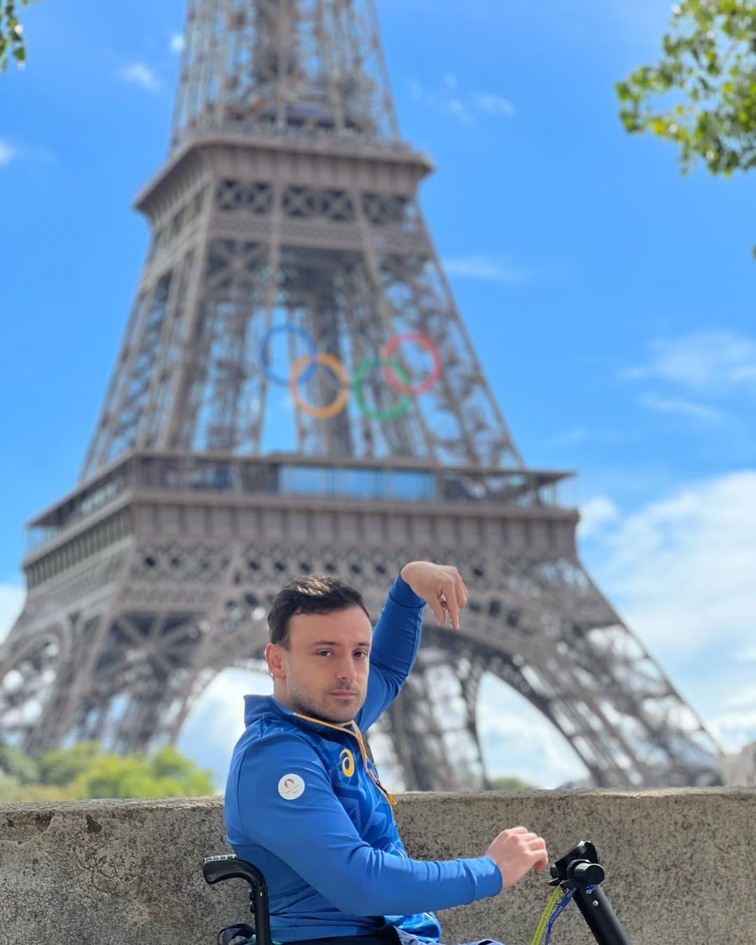 Post 8 by Roberto Alcalde Rodriguez on Instagram (carousel)
