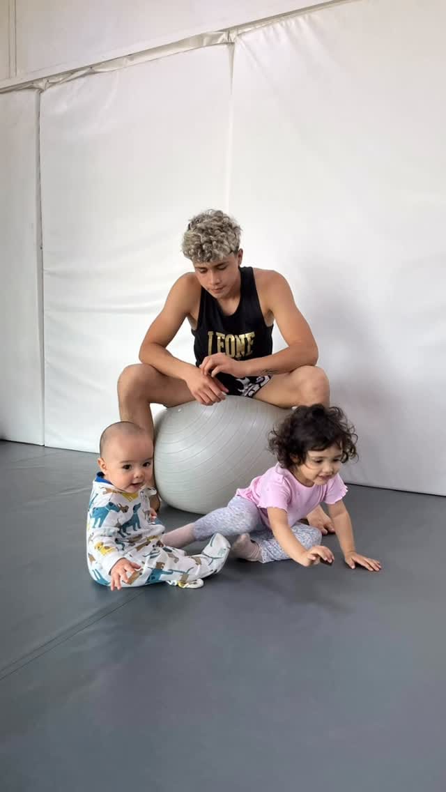 Post 2 by 👑 Lolyta 🌸 on Instagram (video)