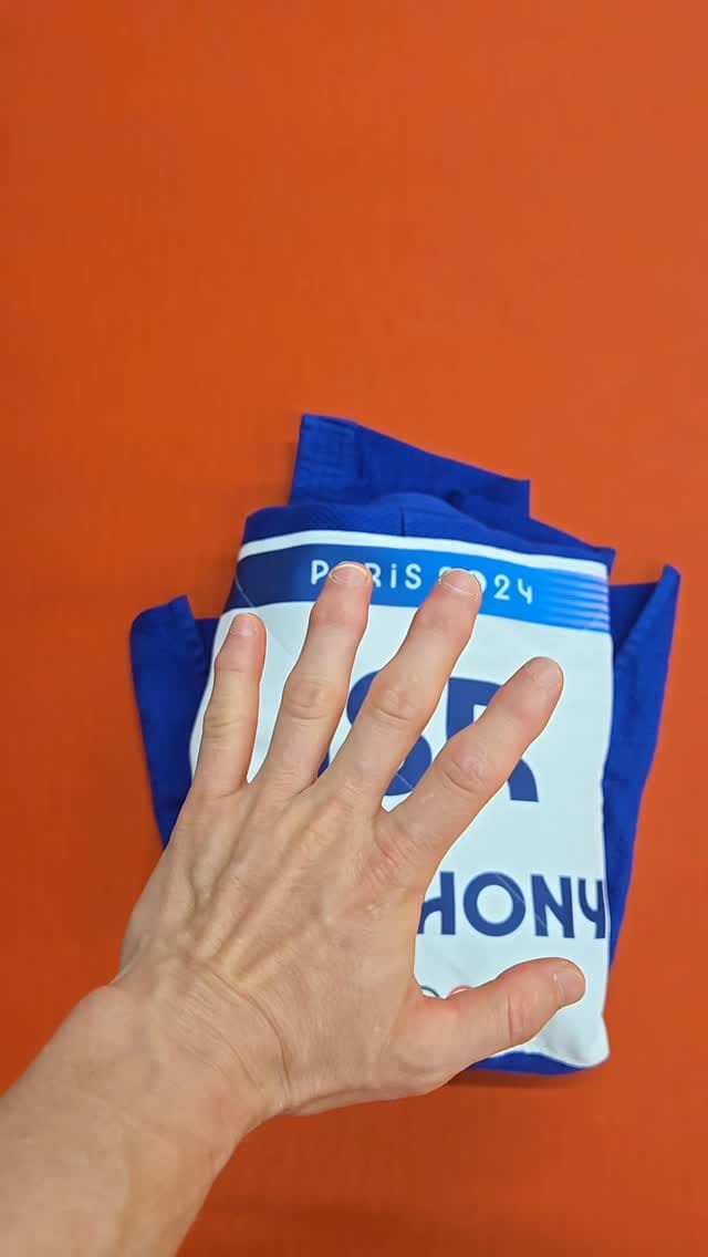 Post 2 by Shira Rishony on Instagram (video)