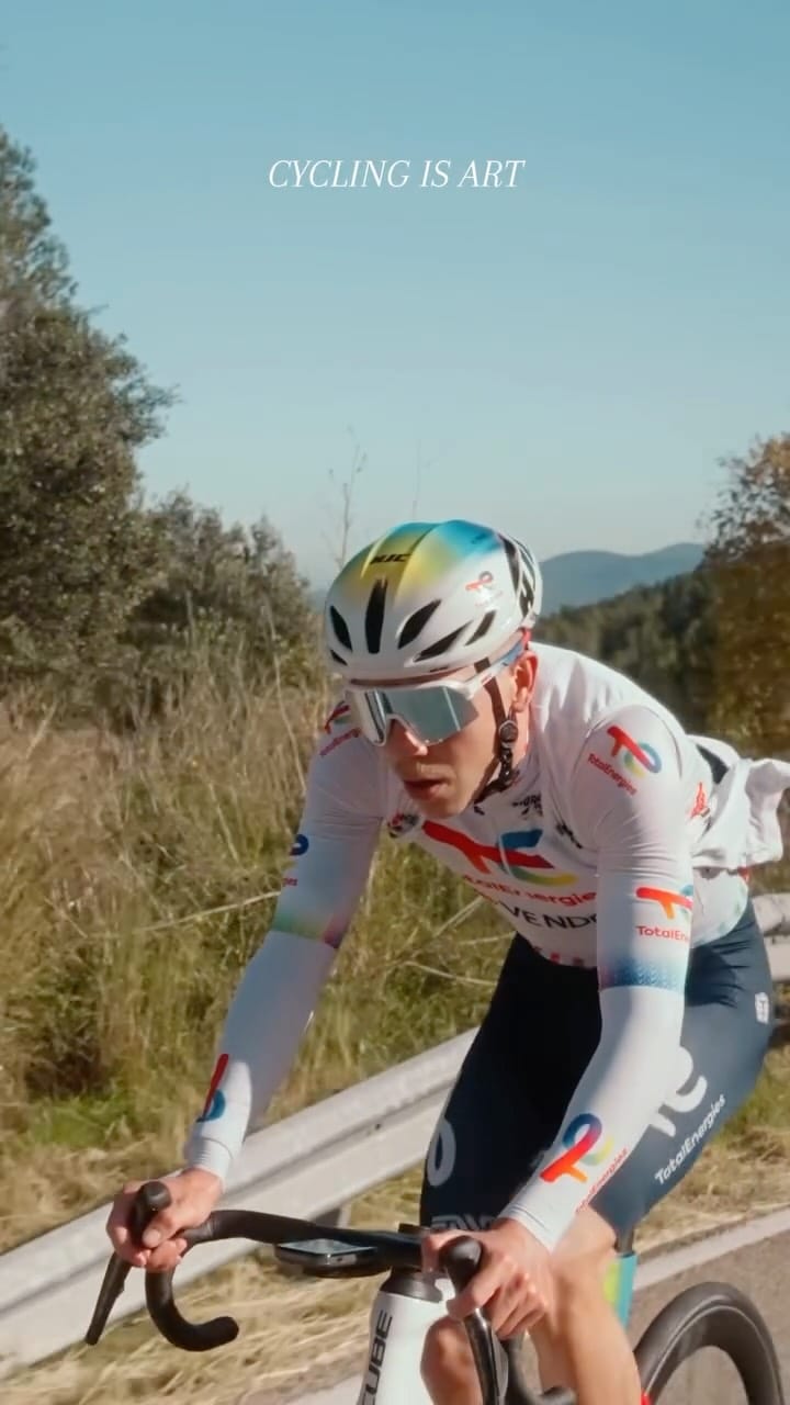 Post 1 by Valentin Retailleau on Instagram (video)