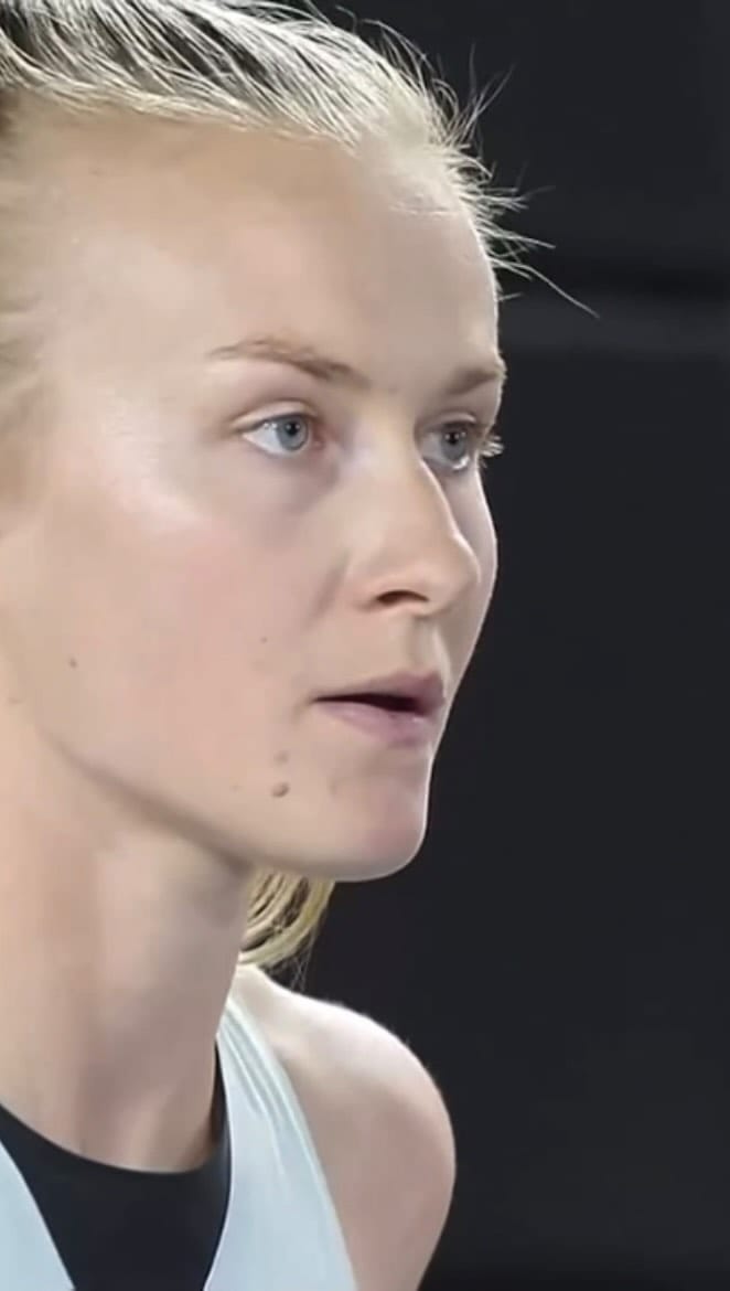 Post 9 by Michaela Hrubá on Instagram (video)