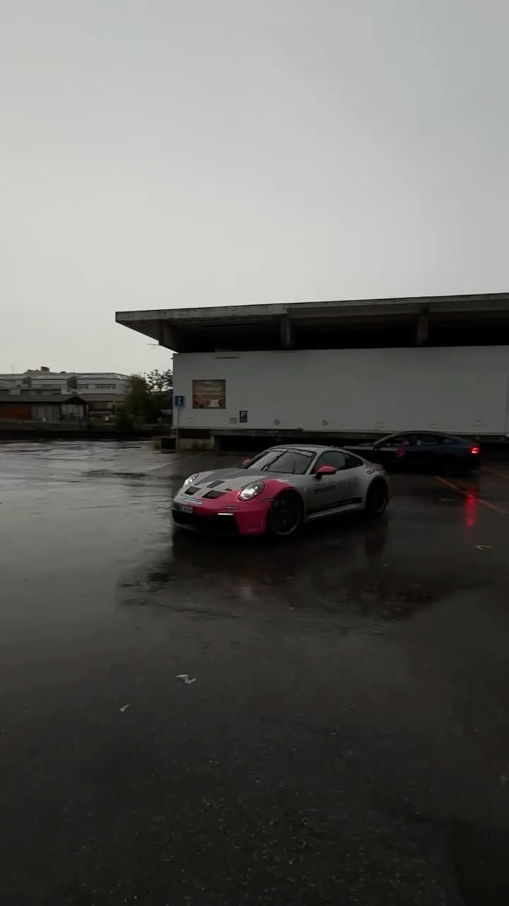 Post 3 by Hugo Giraud on Instagram (video)