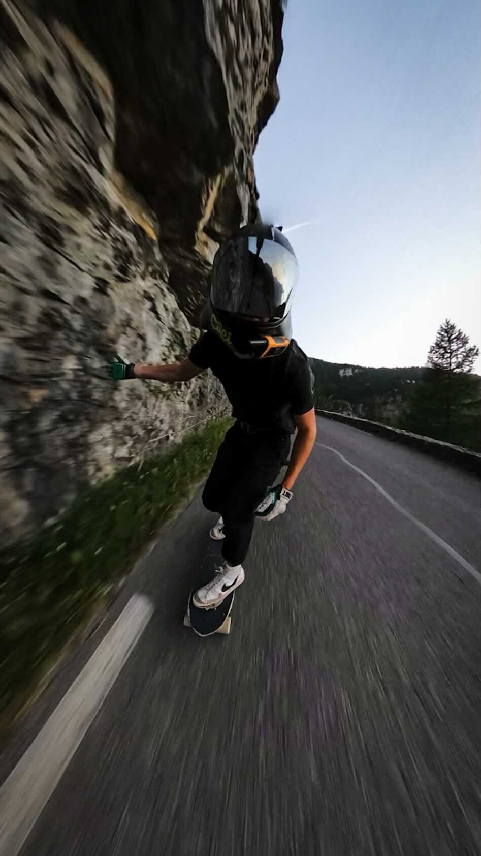 Post 5 by Félix Bégaud on Instagram (video)