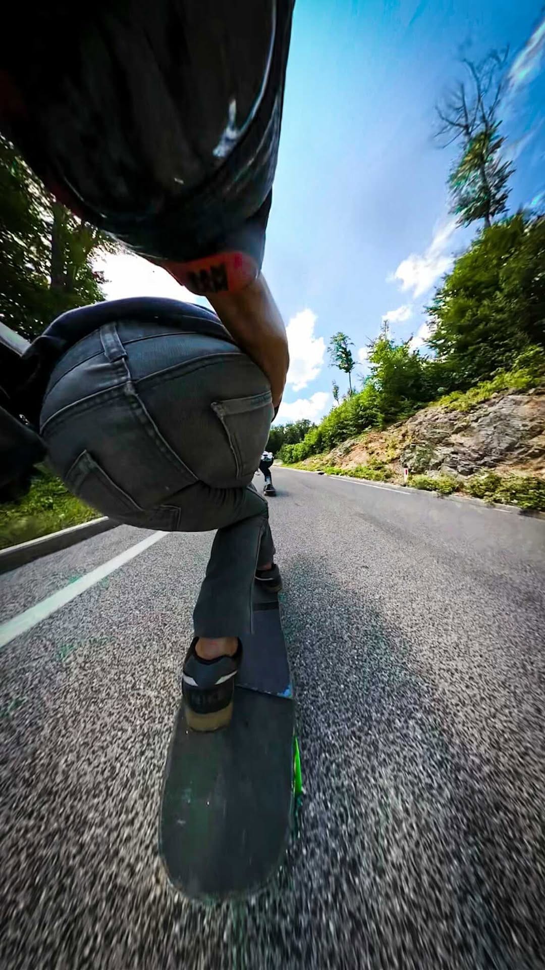Post 6 by Félix Bégaud on Instagram (video)
