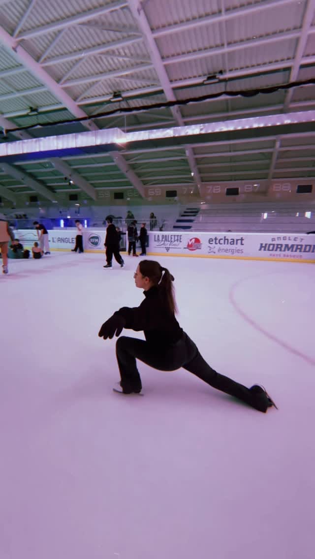Post 1 by Eleonore 🌙 on Instagram (video)