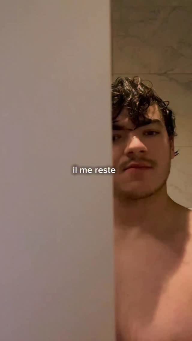 Post 7 by Malik Triolet on Instagram (video)