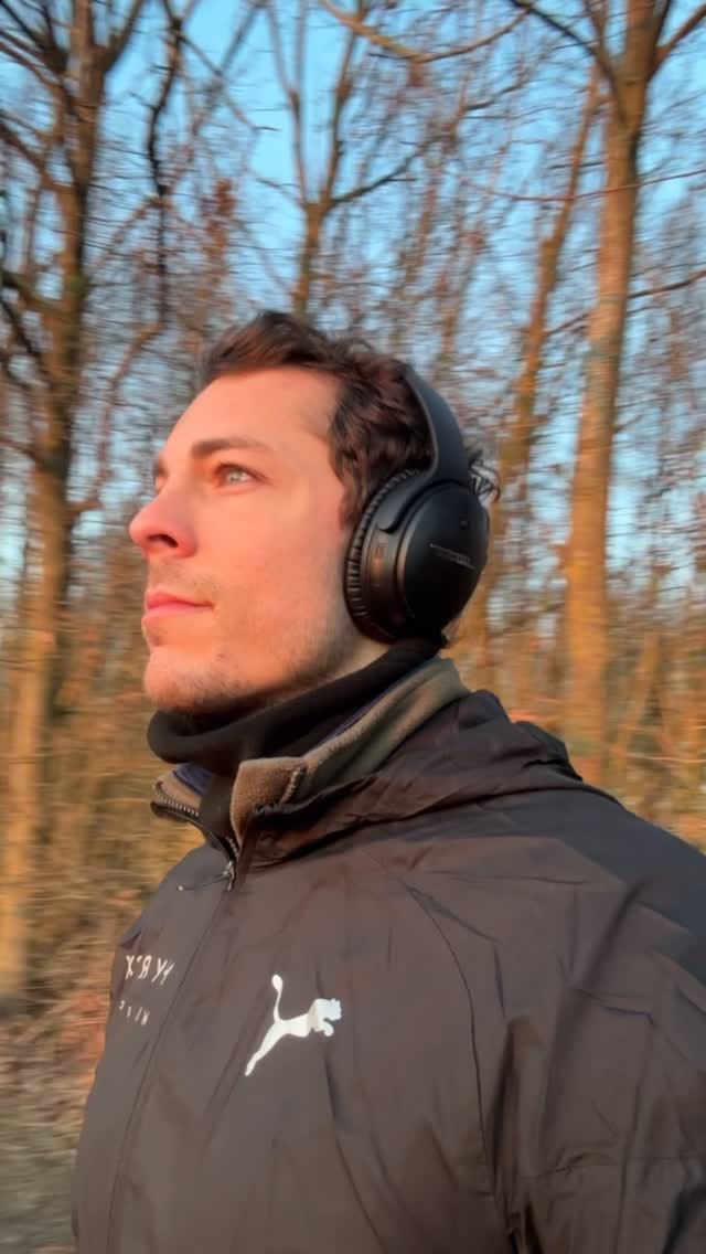 Post 2 by Loic - Coach Sportif on Instagram (video)