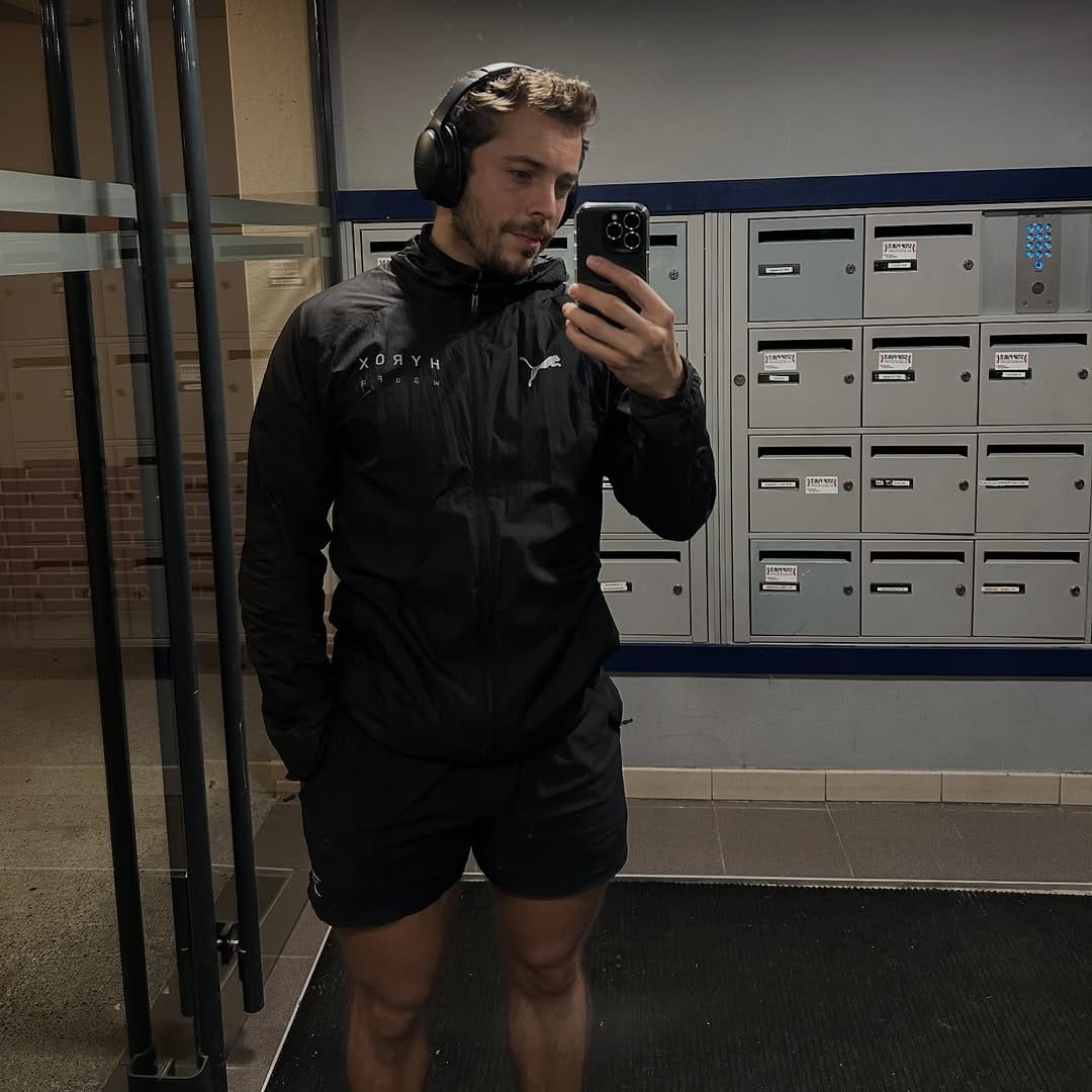 Post 4 by Loic - Coach Sportif on Instagram (carousel)