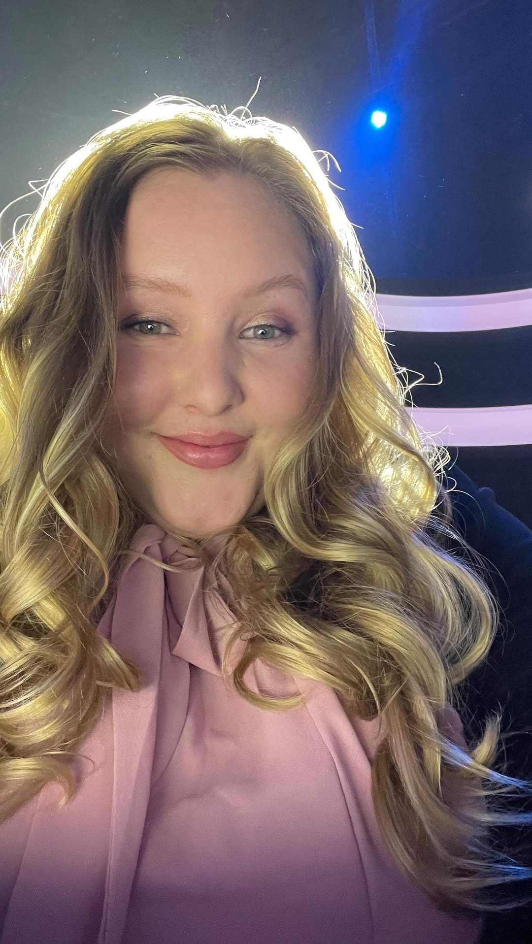 Post 9 by Alice Miller | CURVY MODEL on Instagram (video)