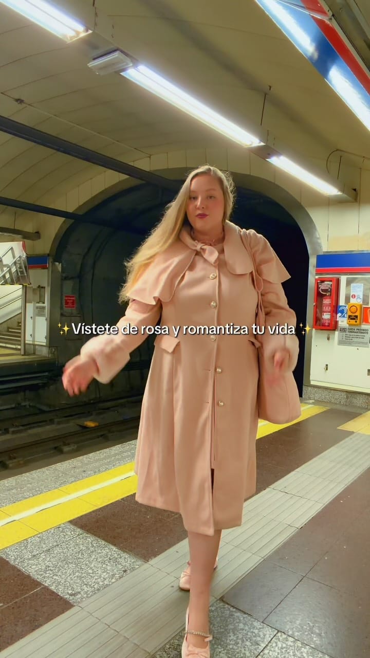 Post 6 by Alice Miller | CURVY MODEL on Instagram (video)