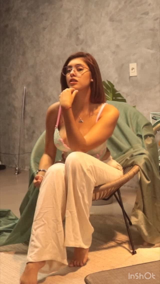 Post 6 by Silvia Pérez on Instagram (video)