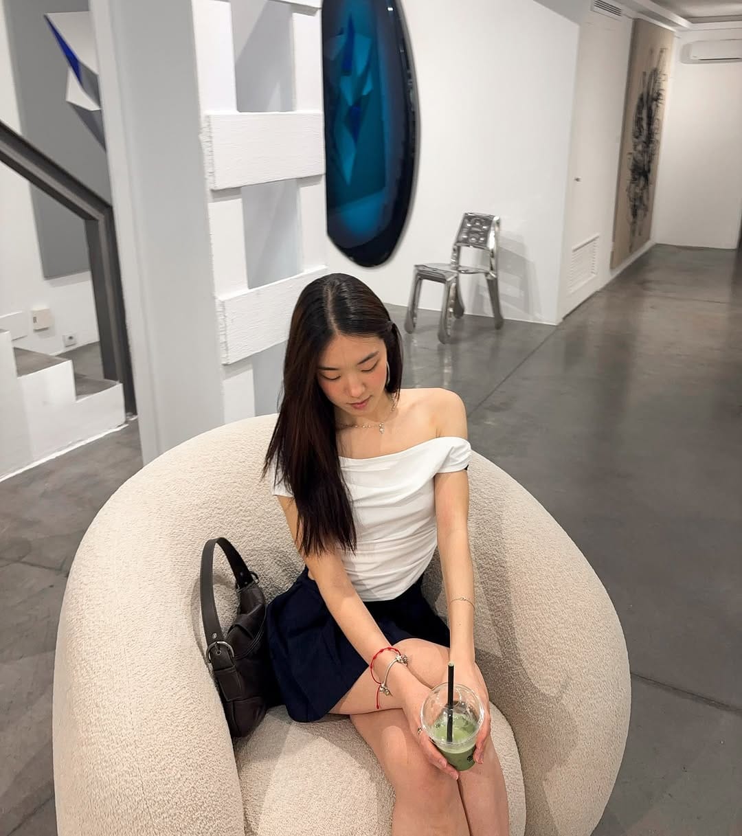 Post 5 by Սոնիա🦋 on Instagram (carousel)