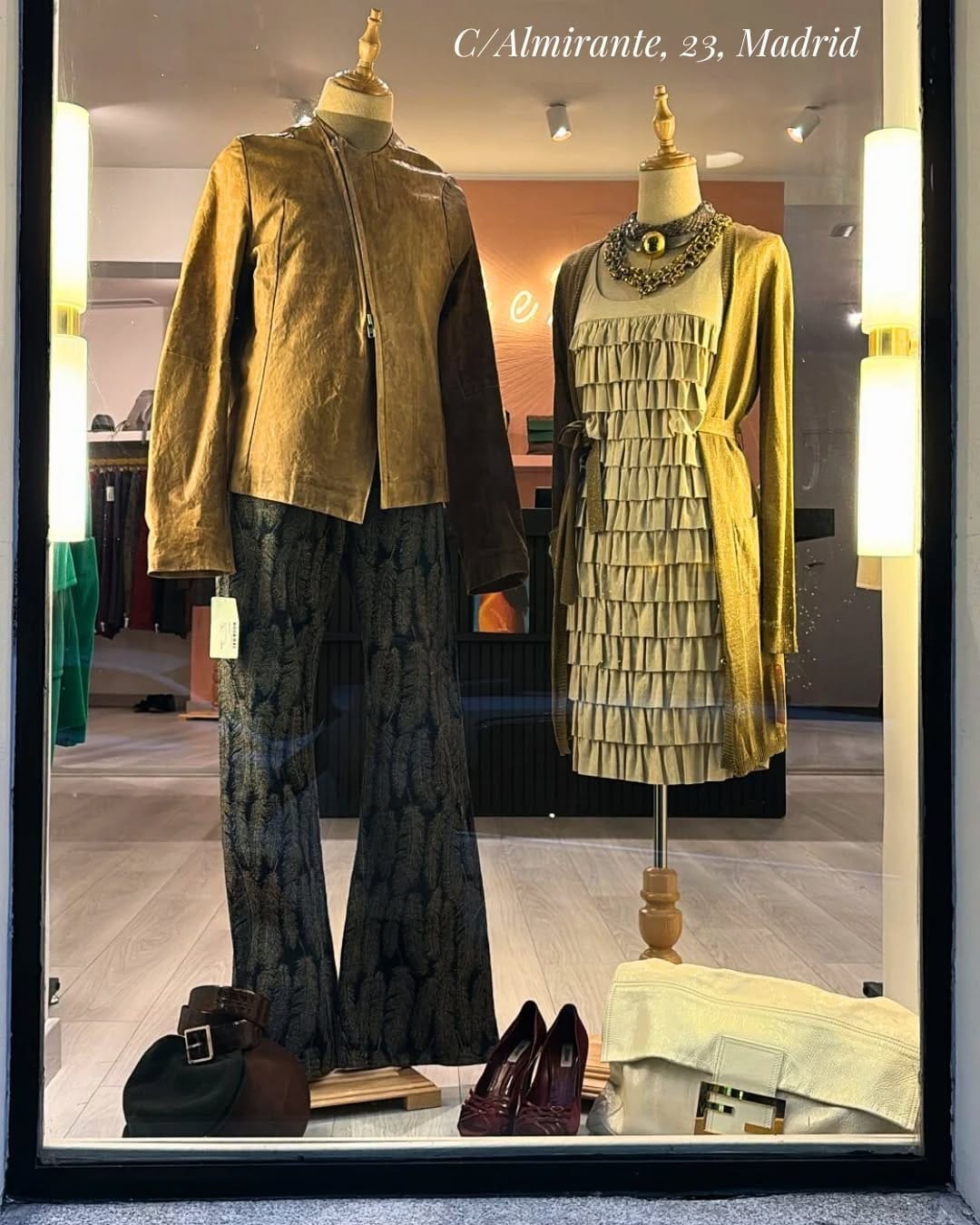 Post 5 by Cavalli e Nastri Vintage on Instagram (image)
