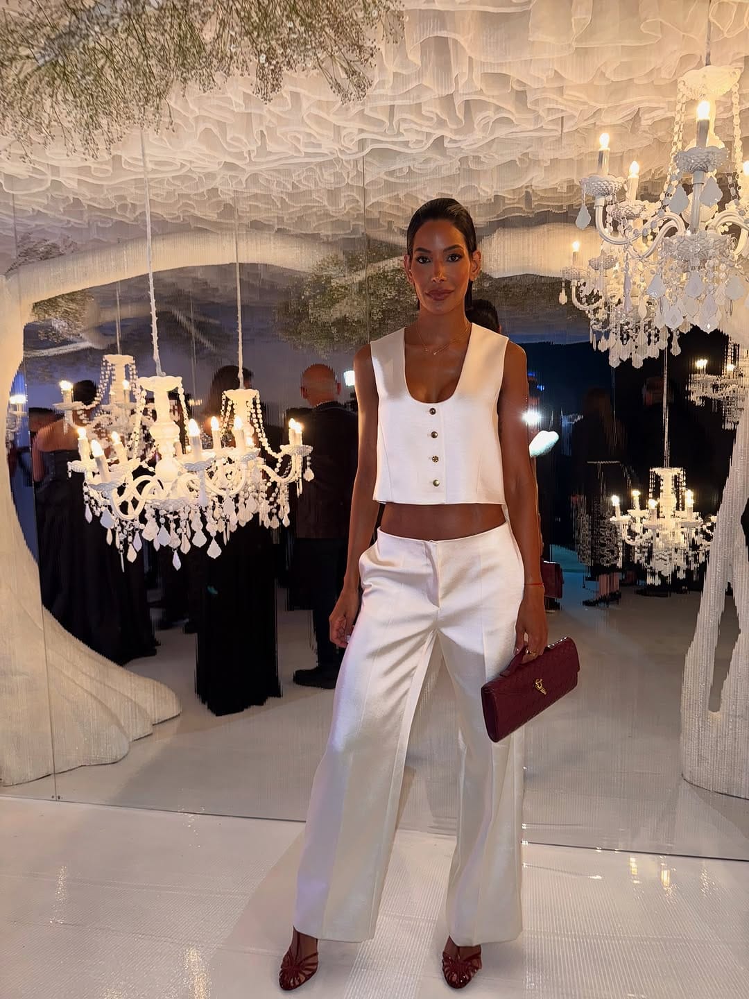 Post 8 by Grabiela Concepcion on Instagram (carousel)