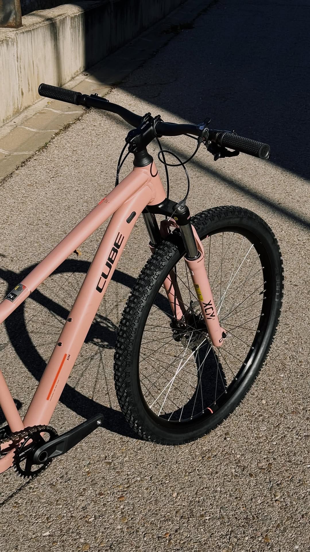 Post 6 by VAS Cycling Boutique on Instagram (video)