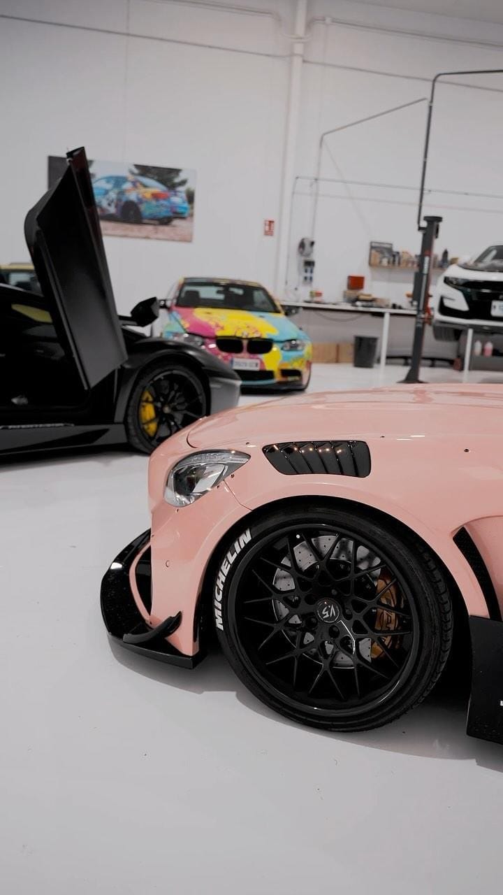 Post 10 by VARO CUSTOMIZER ▪️Tu Centro de Car Wrapping y PPF on Instagram (video)
