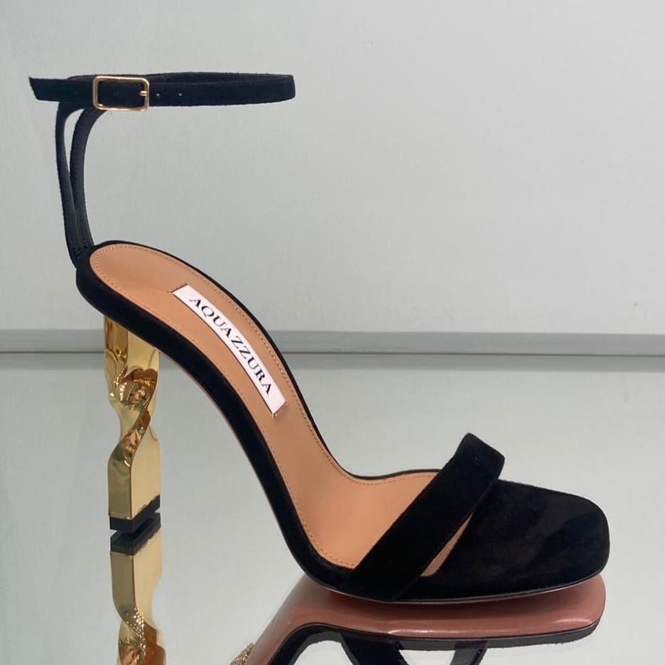 Post 10 by ShoesAddict Luxury Boutique on Instagram (image)