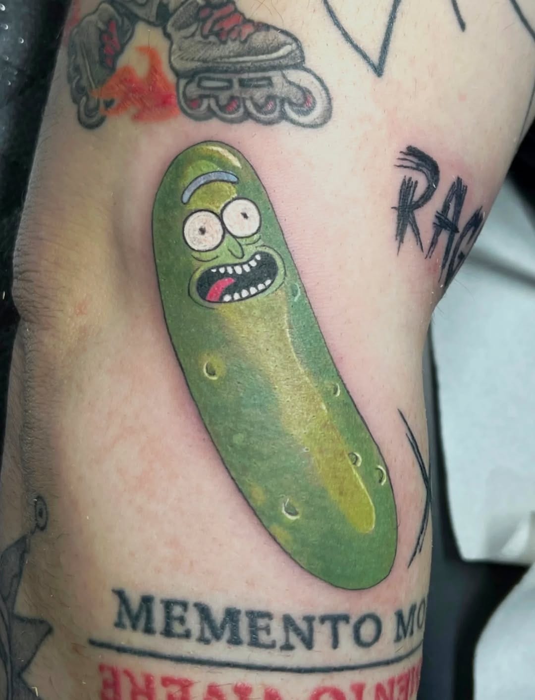 Post 4 by 🔥Lembruix Tattoo & Piercing🔥 on Instagram (carousel)