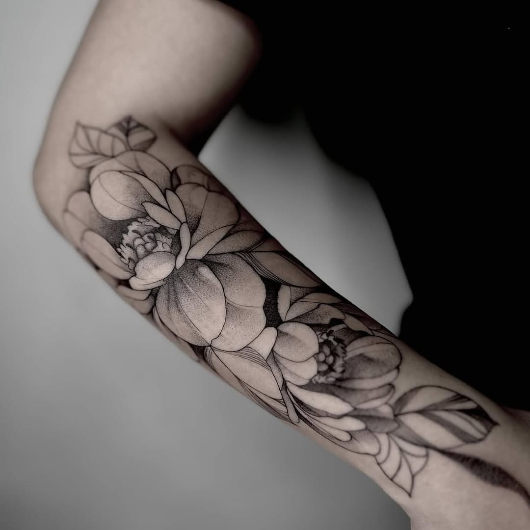 Post 5 by 🔥Lembruix Tattoo & Piercing🔥 on Instagram (carousel)