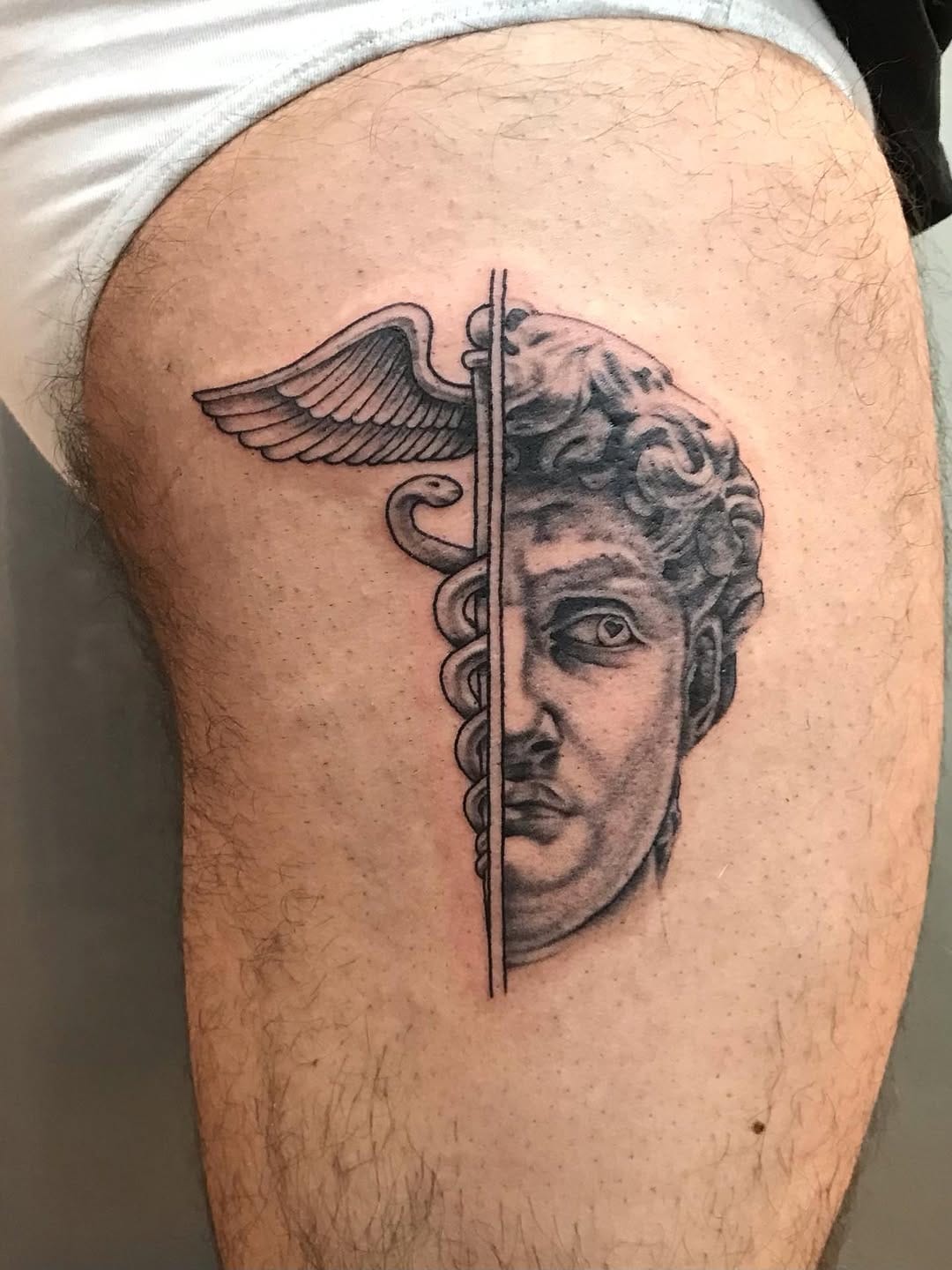 Post 6 by 🔥Lembruix Tattoo & Piercing🔥 on Instagram (image)