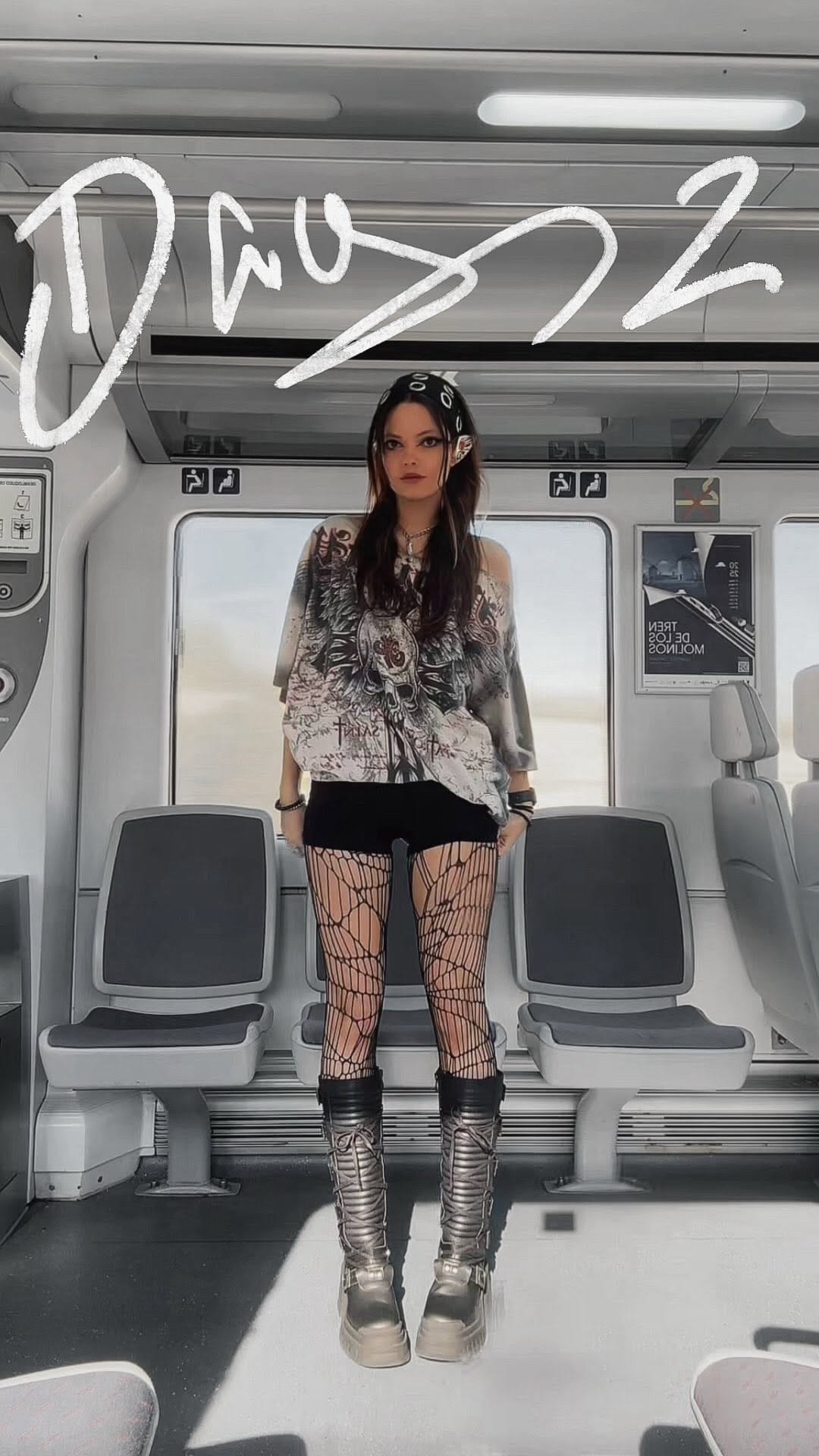 Post 1 by MARINA BLAU ˖⋆☆˚₊‧ Fashion Creative on Instagram (video)