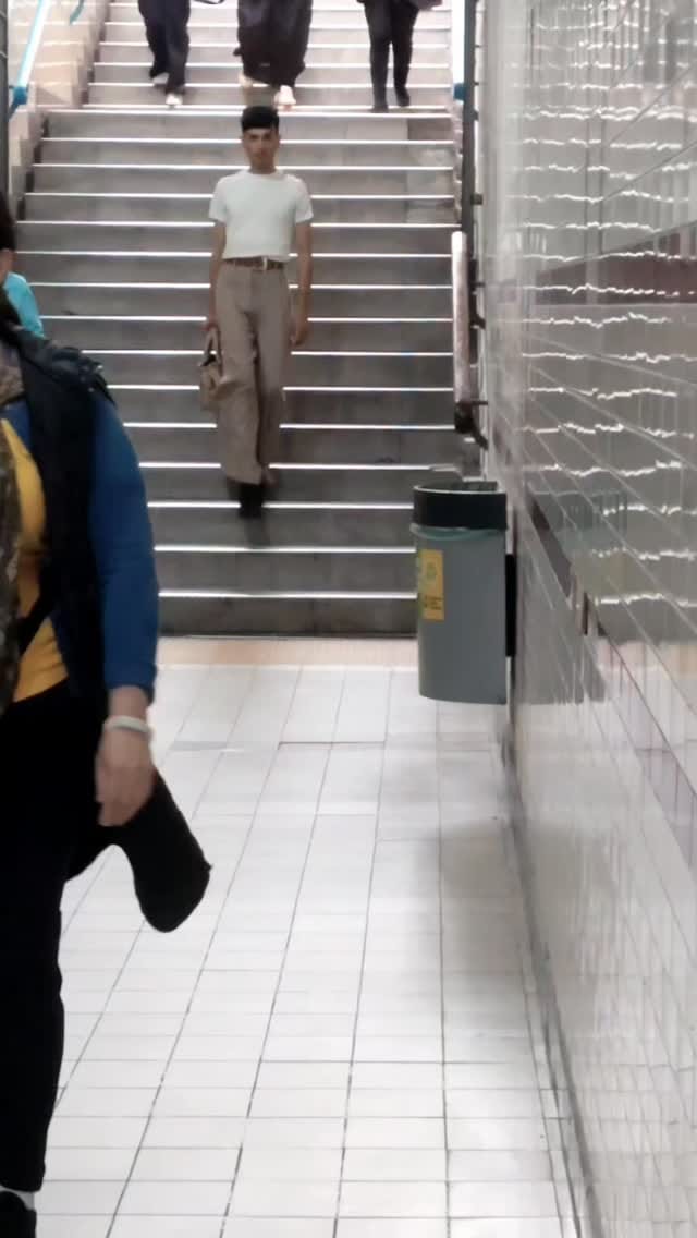 Post 2 by Modelo - Actor - Influencer - Fashion Blogger on Instagram (video)