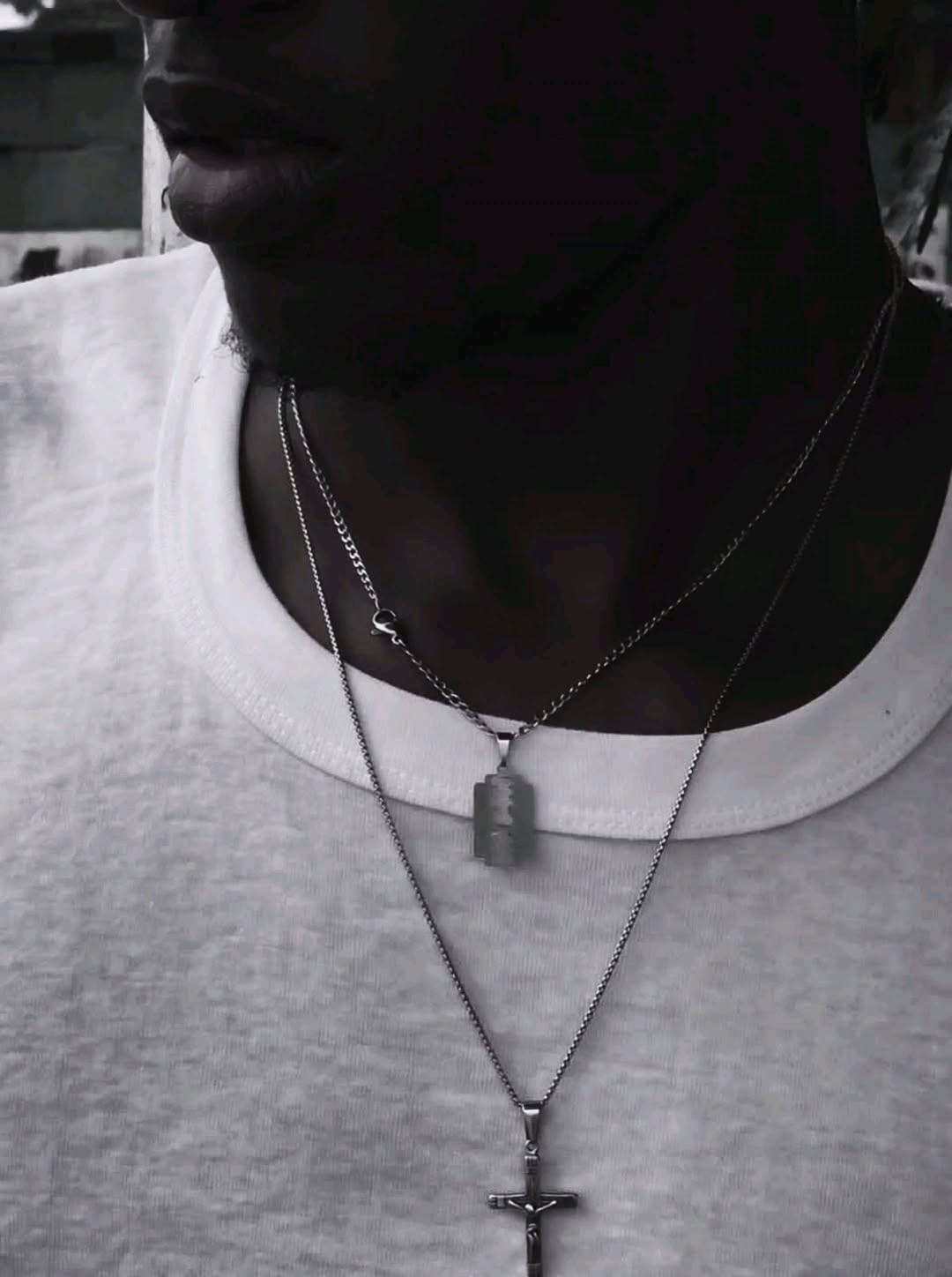 Post 4 by yourtallfavouriteboyfriend on Instagram (video)