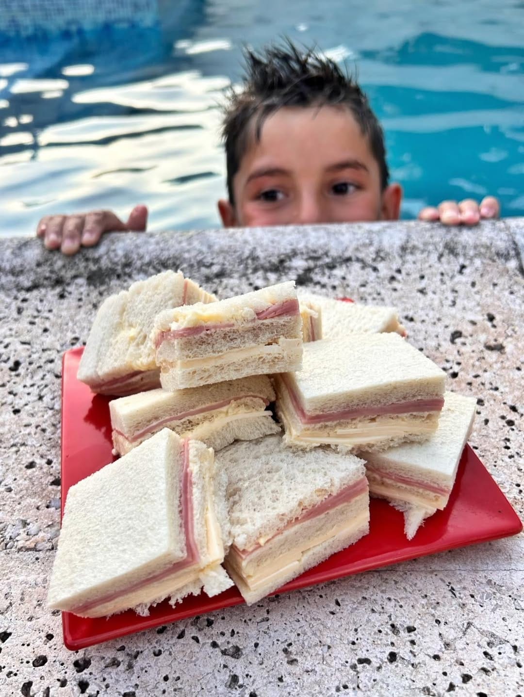 Post 2 by Sandwiches Marfer on Instagram (carousel)