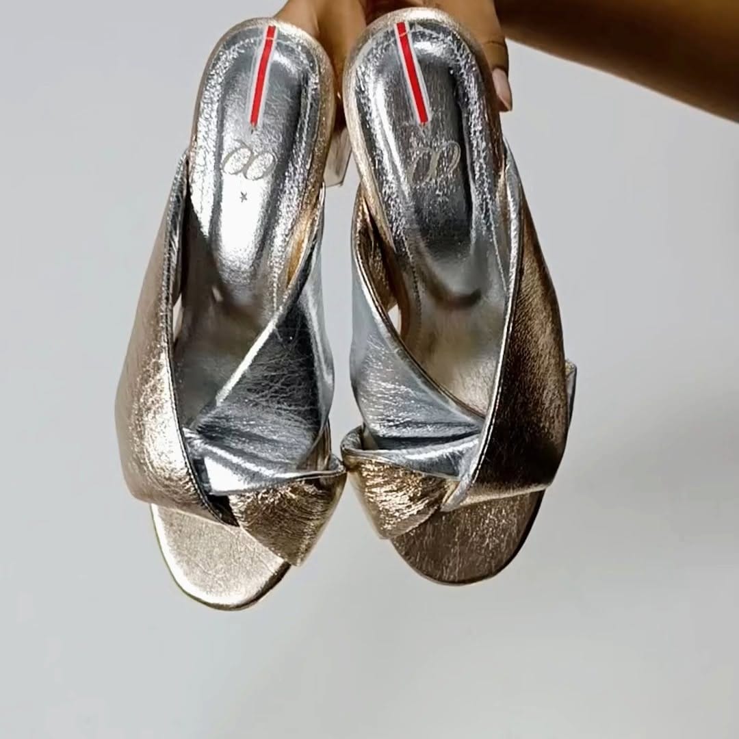 Post 6 by OQ | Women’s Shoes on Instagram (video)