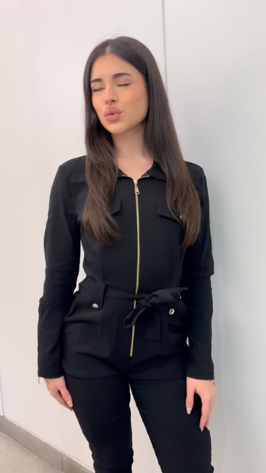 Post 2 by Zoe Madrid on Instagram (video)