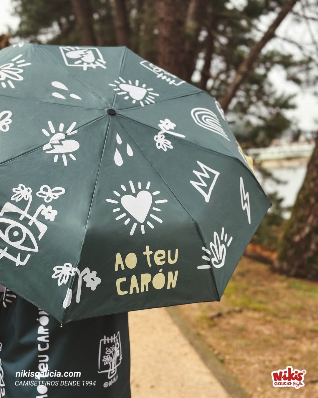 Post 4 by Nikis Galicia Style on Instagram (carousel)