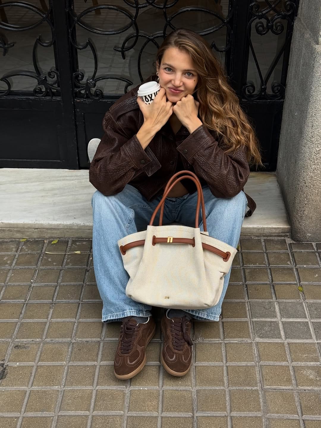 Post 8 by Anna on Instagram (carousel)