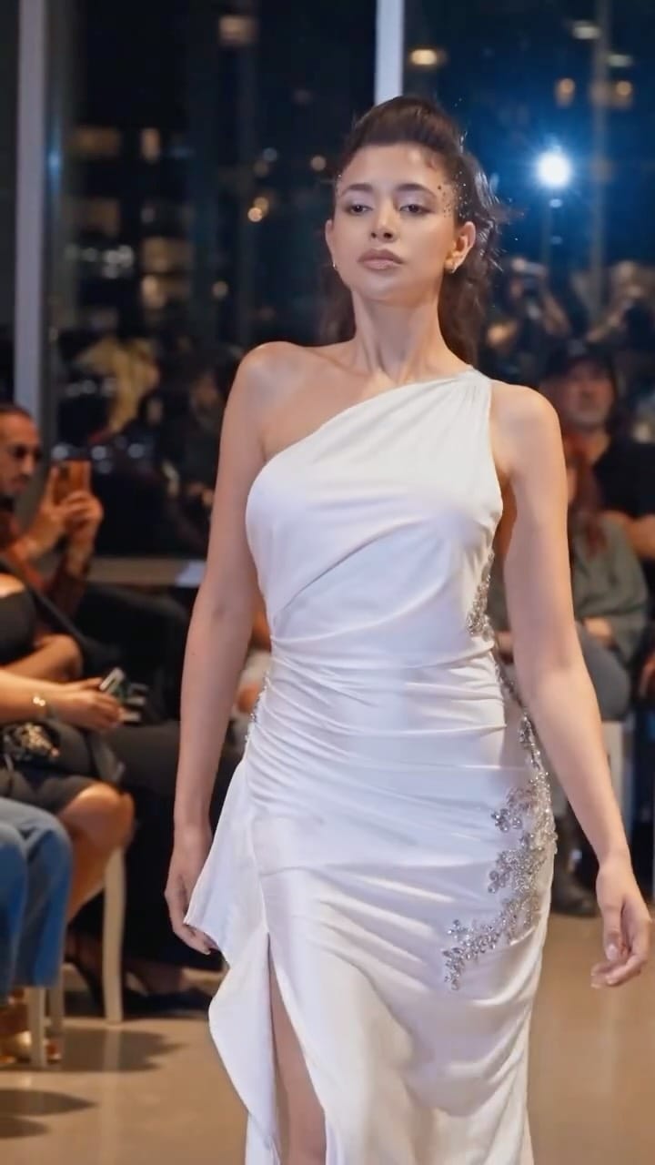 Post 7 by Abrhil Suárez on Instagram (video)