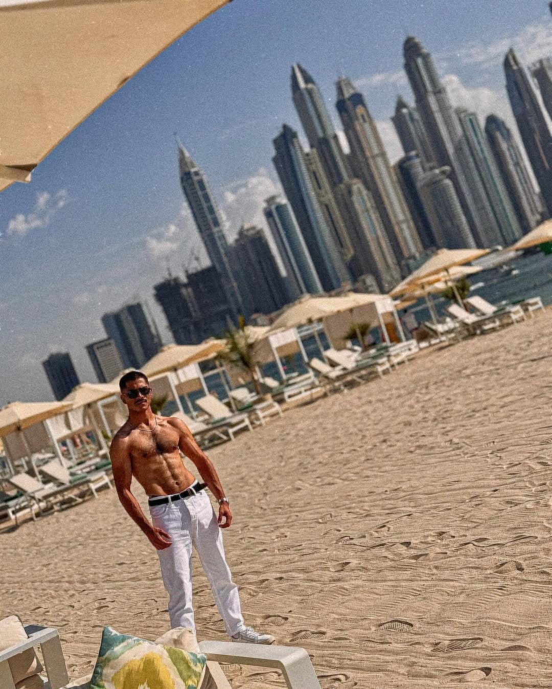 Post 9 by Muhammad Hamza on Instagram (image)
