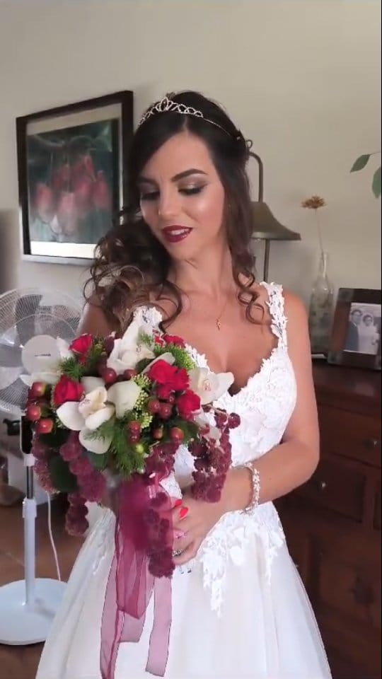 Post 10 by Monica R. Orellana /Modelo on Instagram (video)