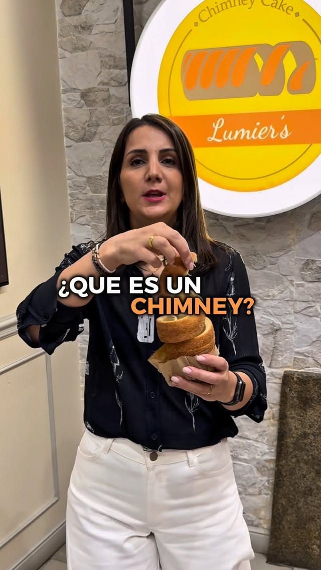 Post 8 by Lumier's Chimney Cake Madrid on Instagram (video)