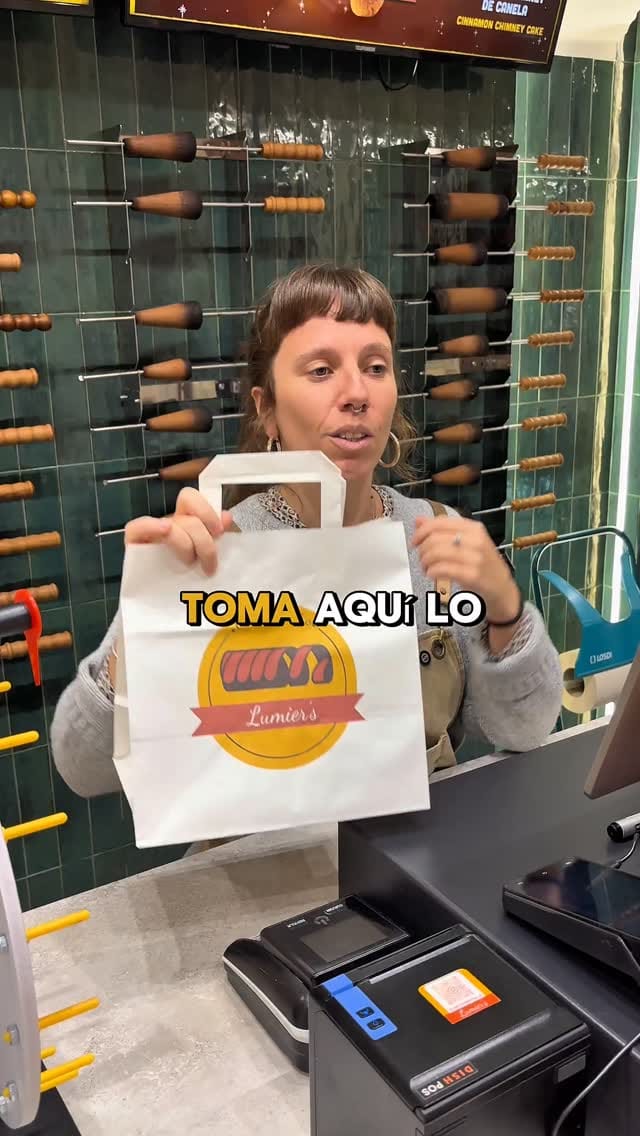 Post 1 by Lumier's Chimney Cake Madrid on Instagram (video)