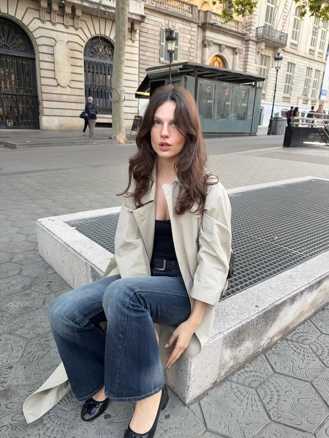 Post 8 by Carmen Araujo on Instagram (carousel)