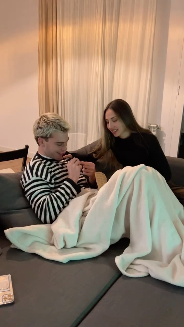 Post 5 by veronica♡ on Instagram (video)